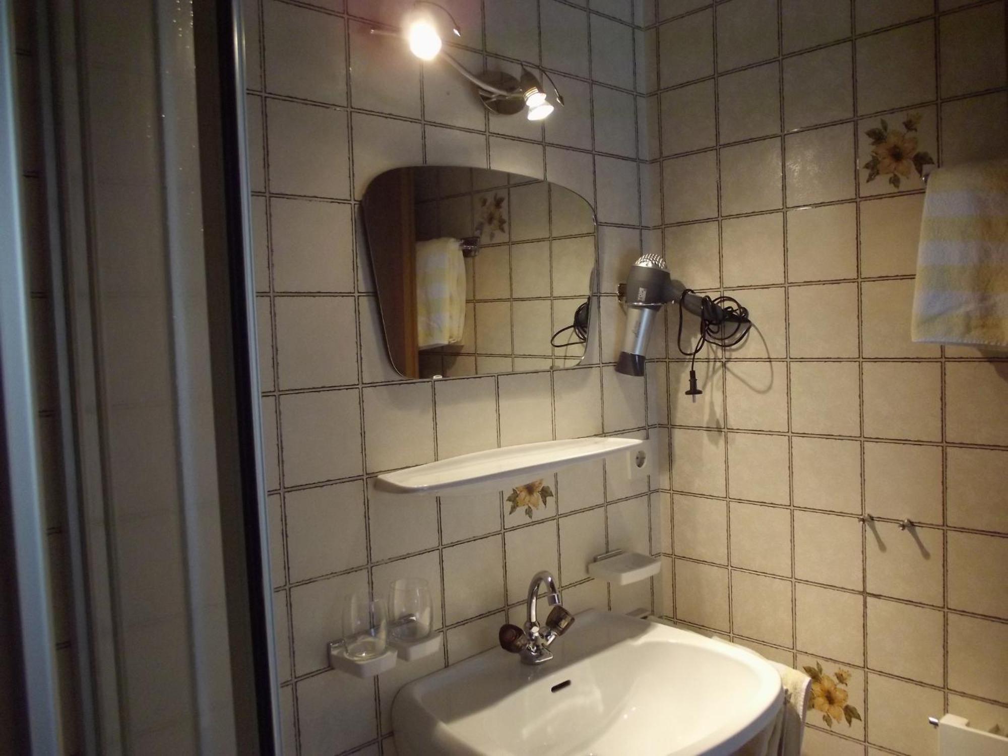 Haus Margit Appartement Kössen Kamer foto