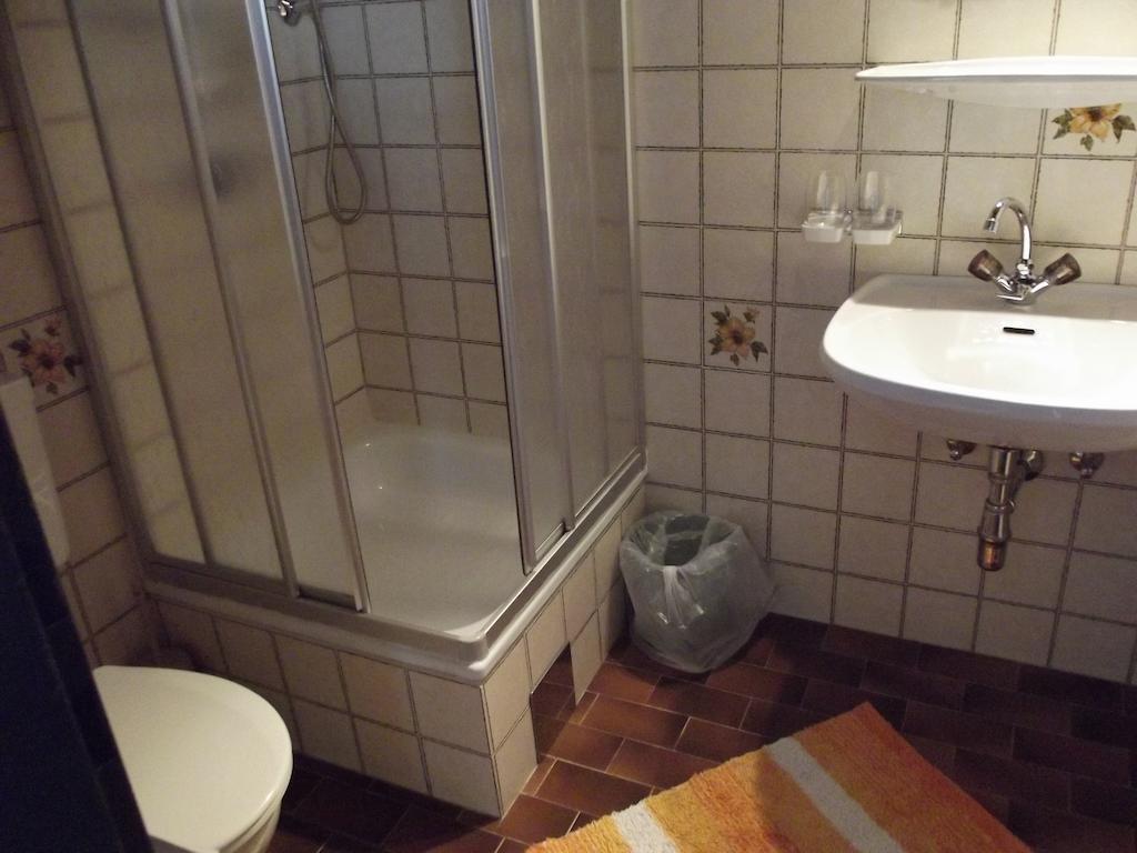 Haus Margit Appartement Kössen Kamer foto