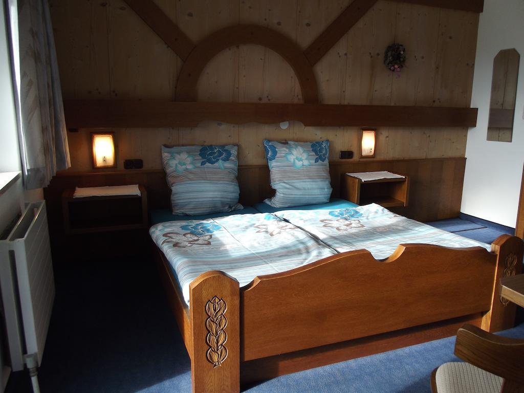 Haus Margit Appartement Kössen Kamer foto